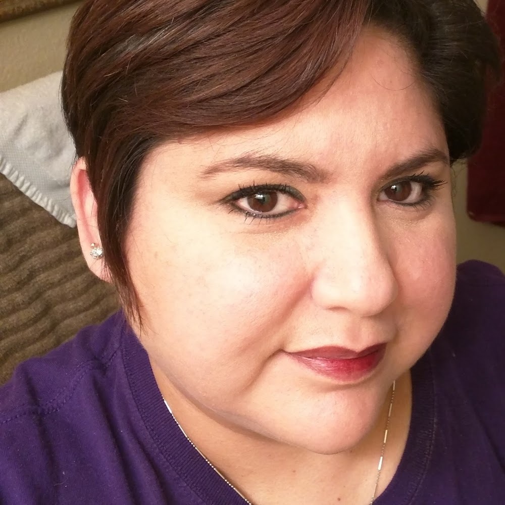 Meet your Posher, Denise